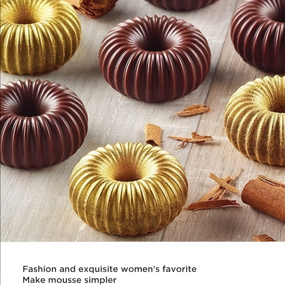 6 Cavity Silicone Mold for Baking Mousse Cake with Ribbed Detail