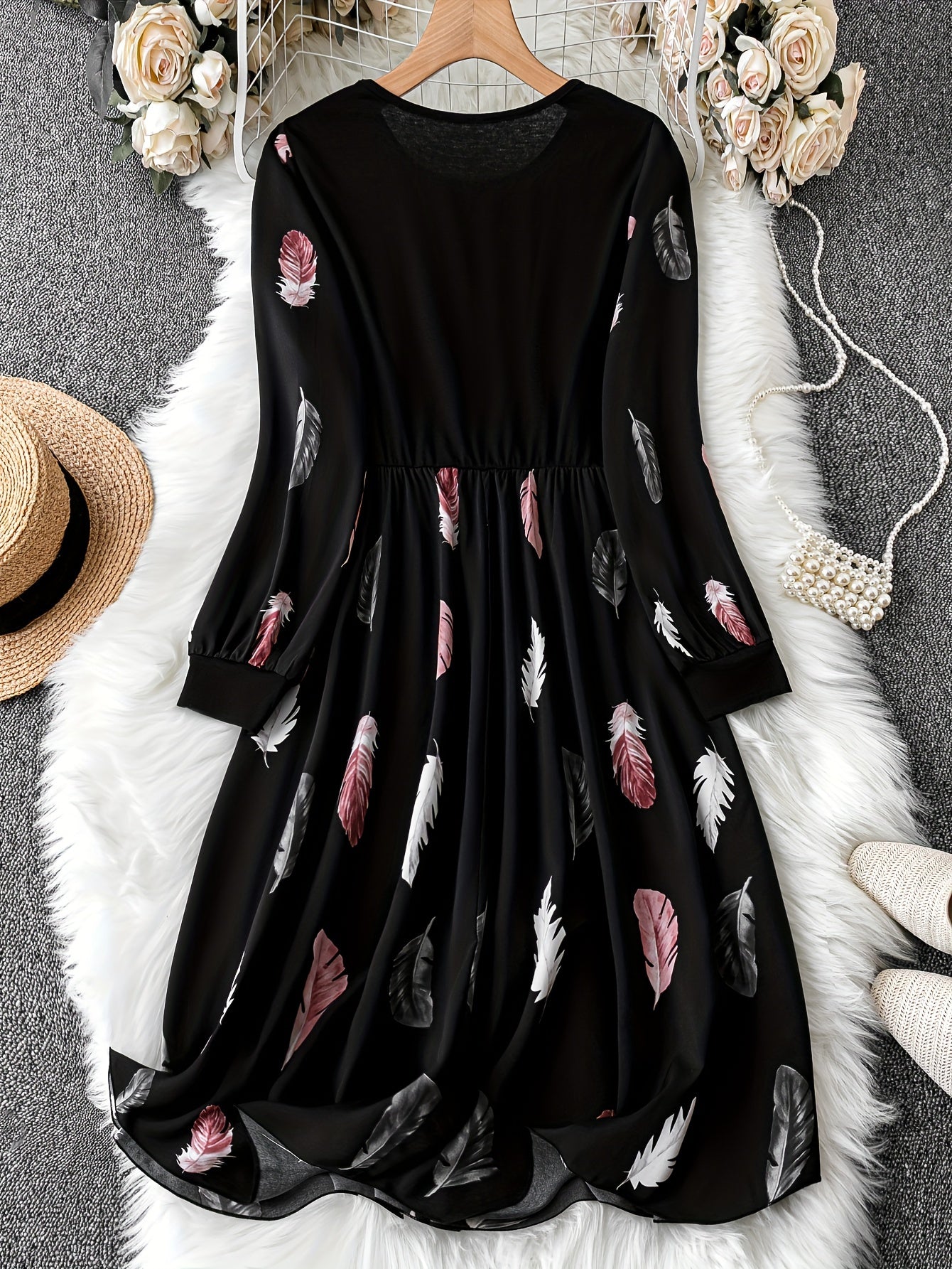  Colorblock Feather Print Long Sleeve Round Neck Dress