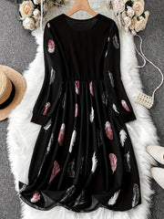  Colorblock Feather Print Long Sleeve Round Neck Dress