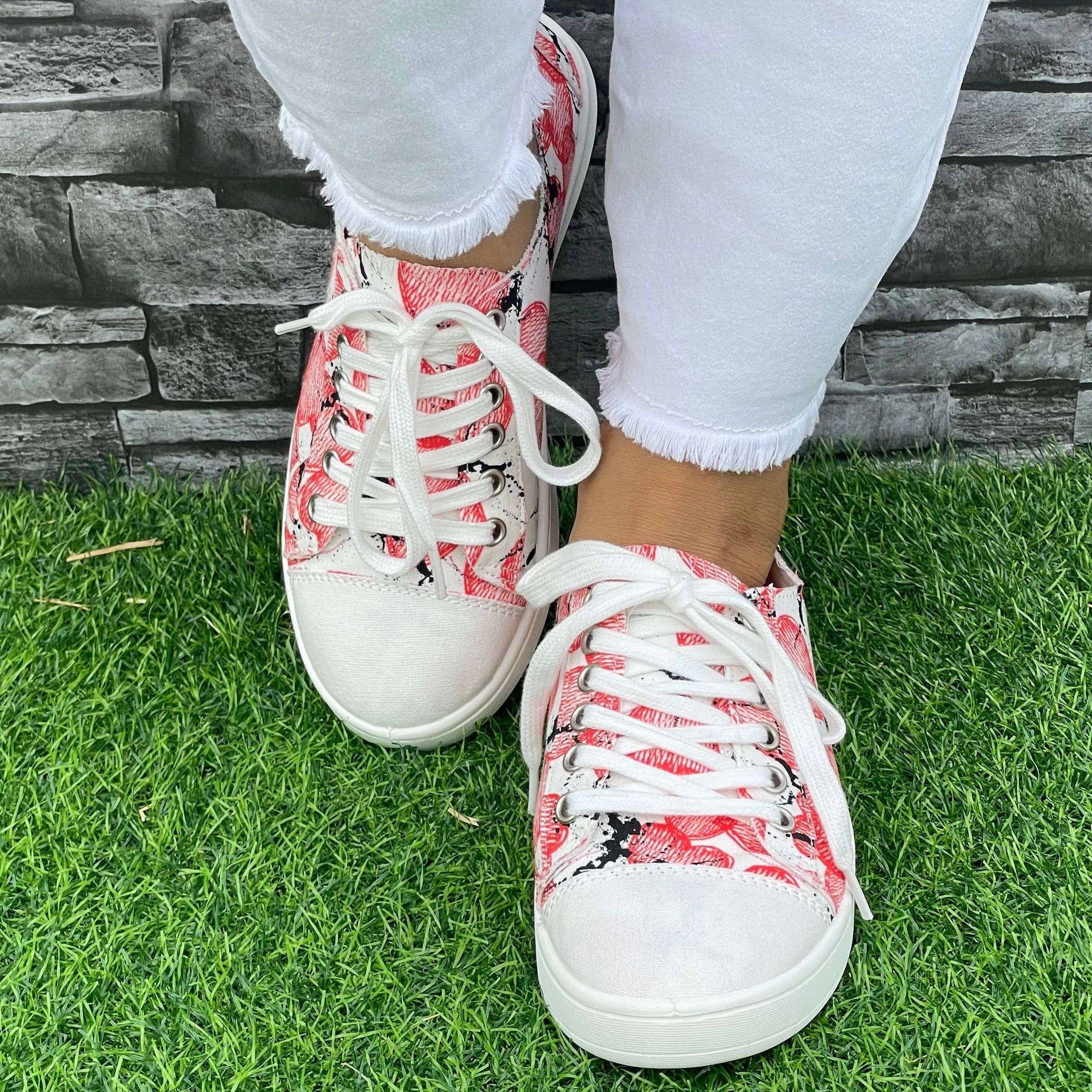 Pink Peach Heart Pattern Board Shoes Women's Shallow Mouth Casual Shoes