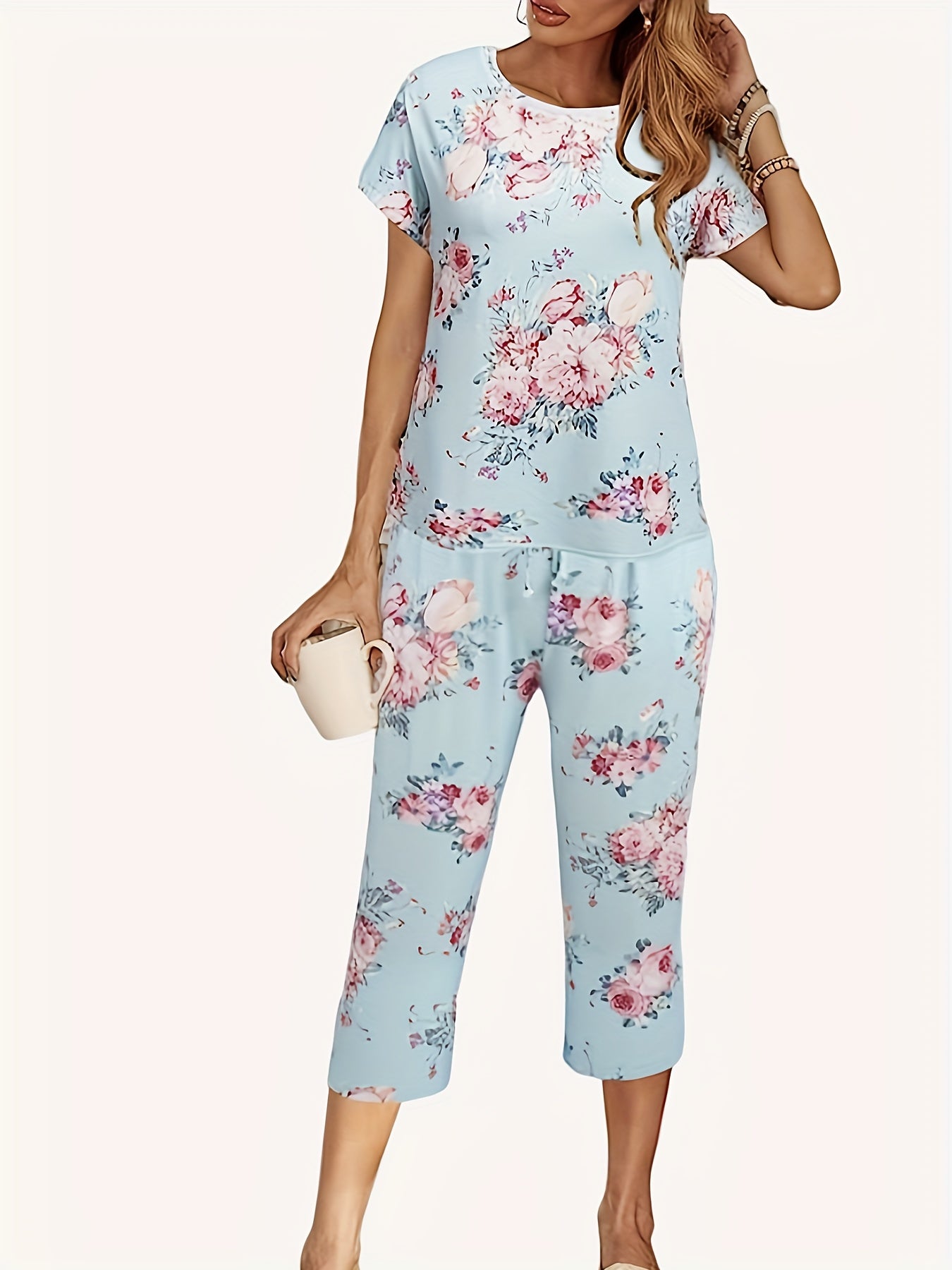 Floral Print Pajama Set Short Sleeve Crew Neck Top & Crop Pants