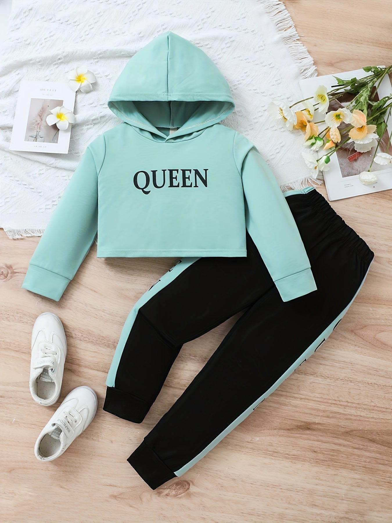 Toddler Girls Queen Hoodie & Pants Set