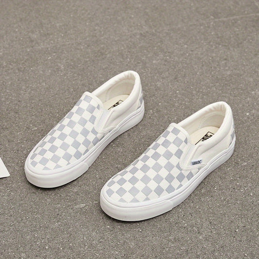 Women's Checkerboard Pattern Sneakers Slip On Low Top Canvas Shoes
