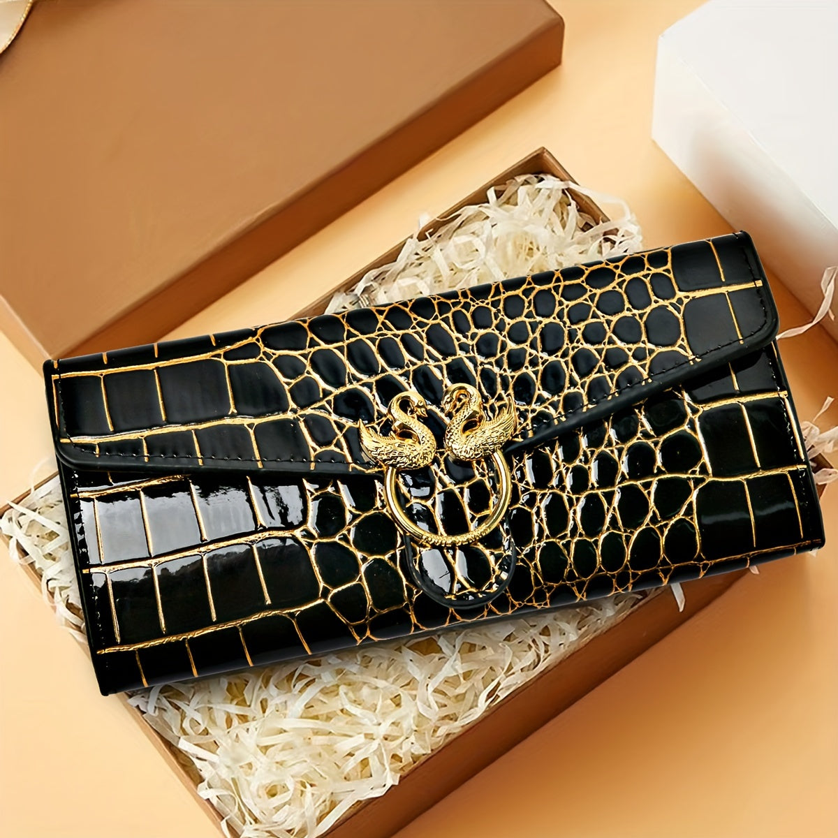 Crocodile Texture Clutch Wallet for Fashionistas