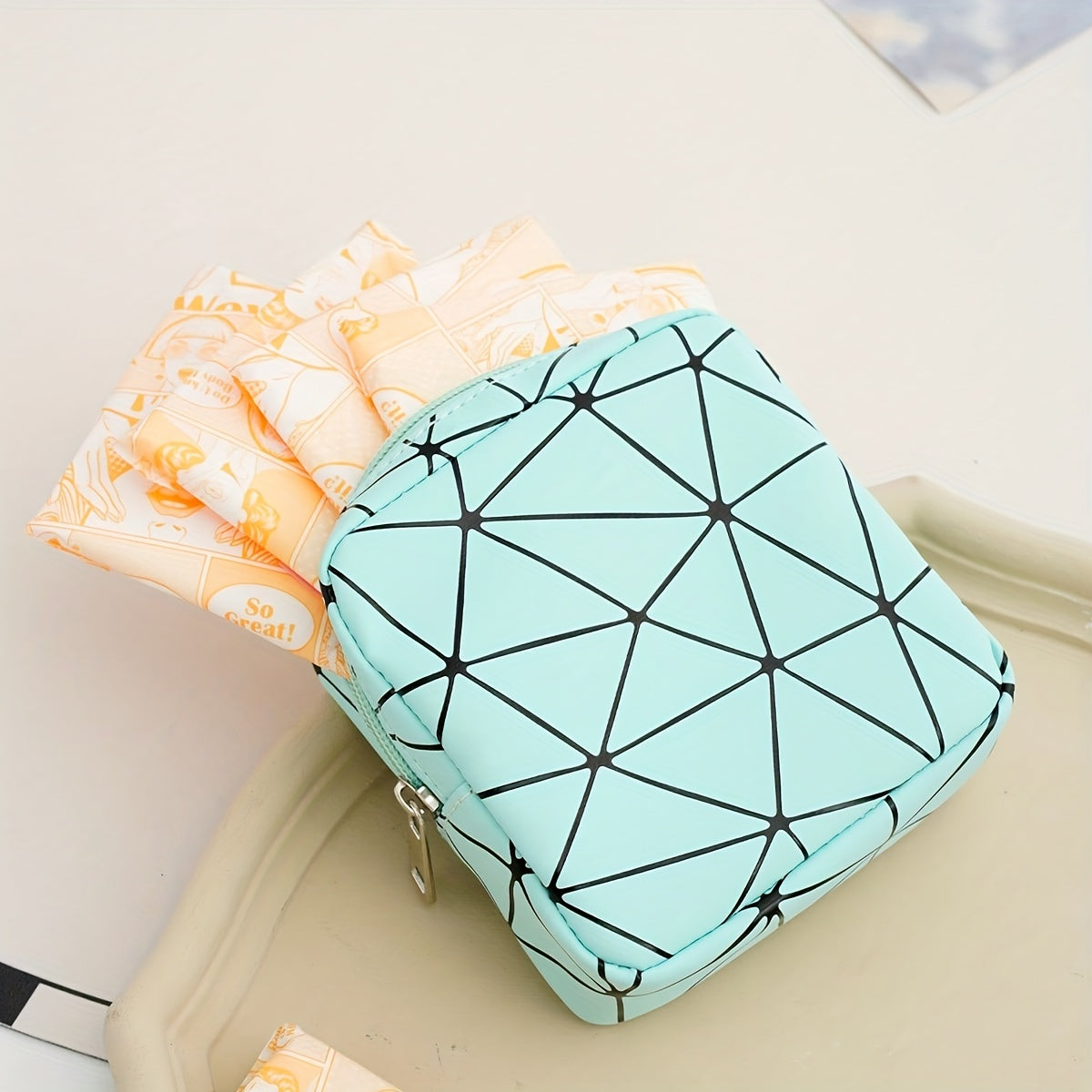 Portable Sanitary Napkin Storage Bag Large Capacity Waterproof Coin Purse