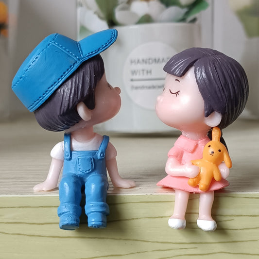 Couple Action Figurines Car Dashboard Decoration
