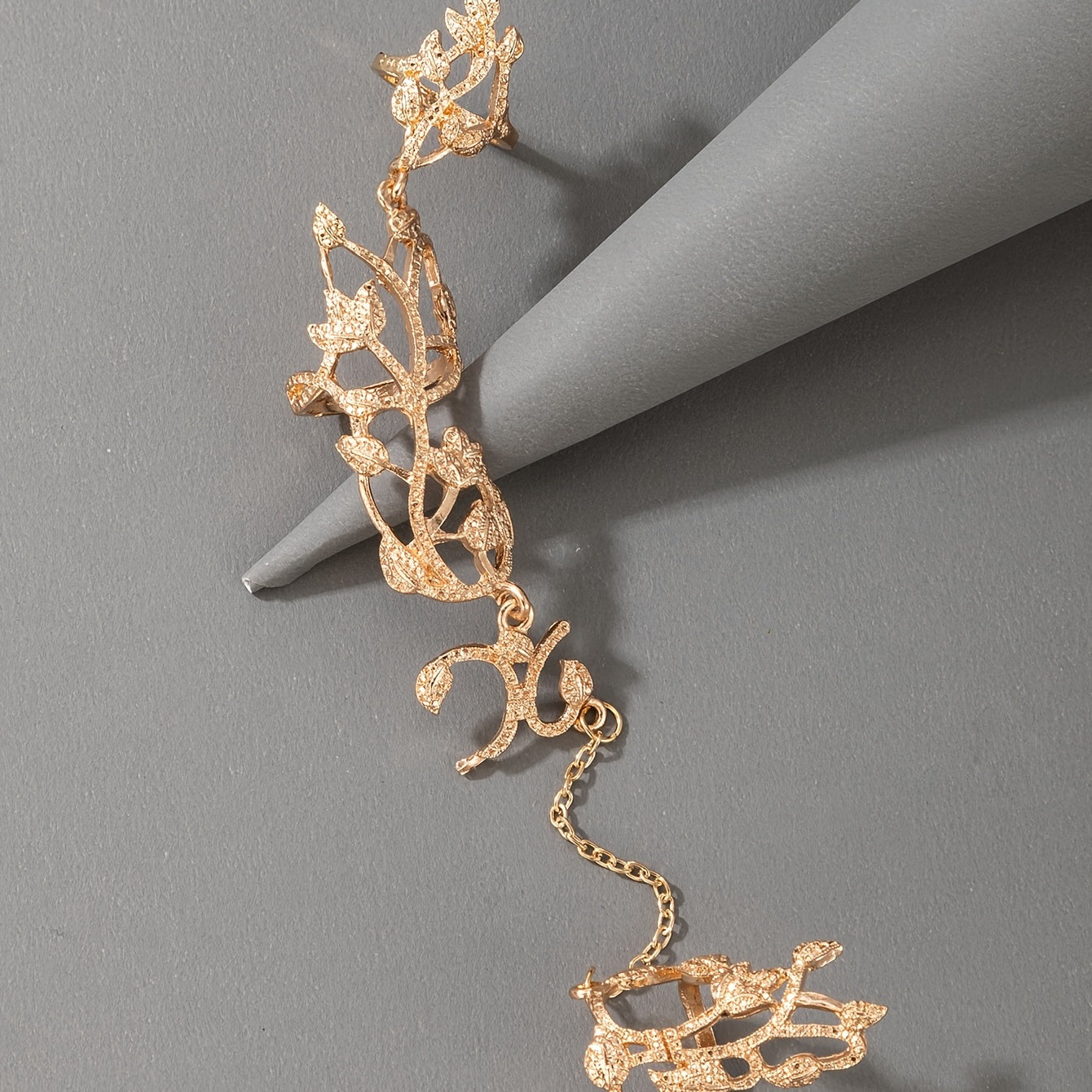 Flower Chain Stylish Hollow Carving Ring Jewelry For Women