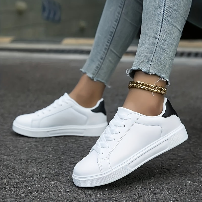 Lightweight Flat Skate Shoes Non Slip Round Toe Sneakers