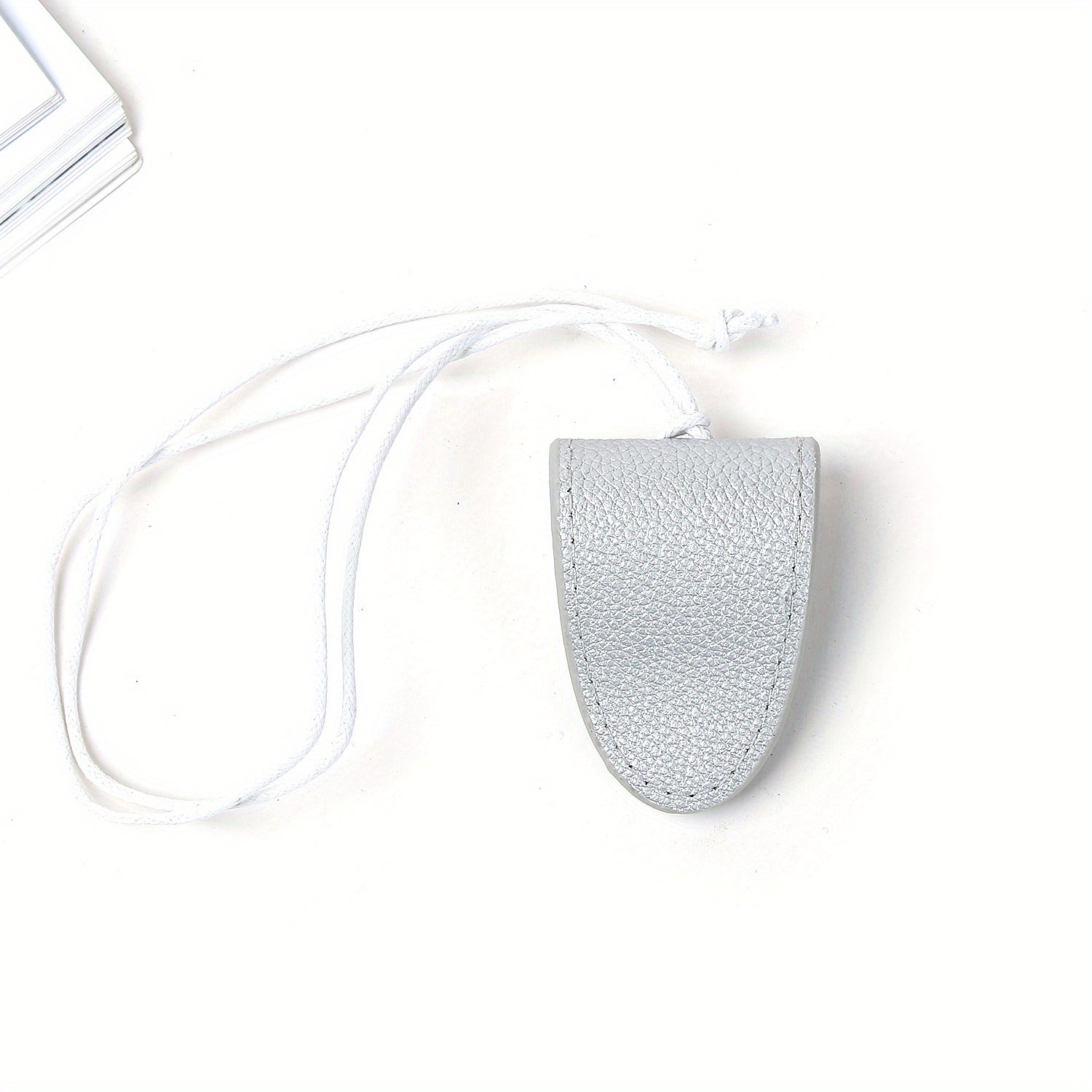 PU Leather Hanging Glasses Holder Clip Litchi Embossed Sun Glasses Storage
