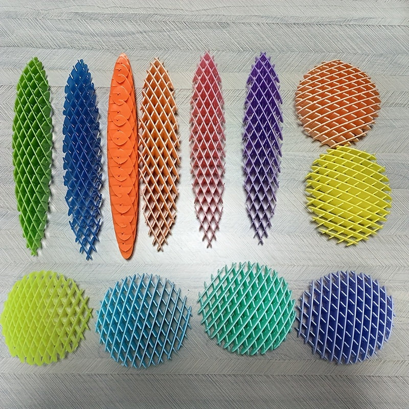 3D Printed Transformable Carrot & Worm Elastic Mesh Toy