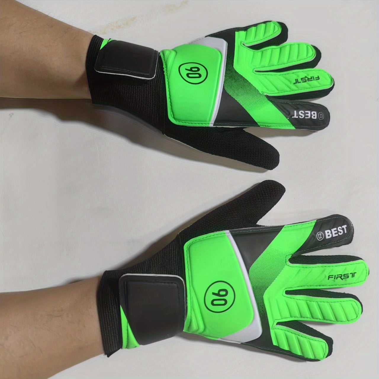 Anti Slip Dragon Goalkeeper Gloves Thickened Latex Training Gloves