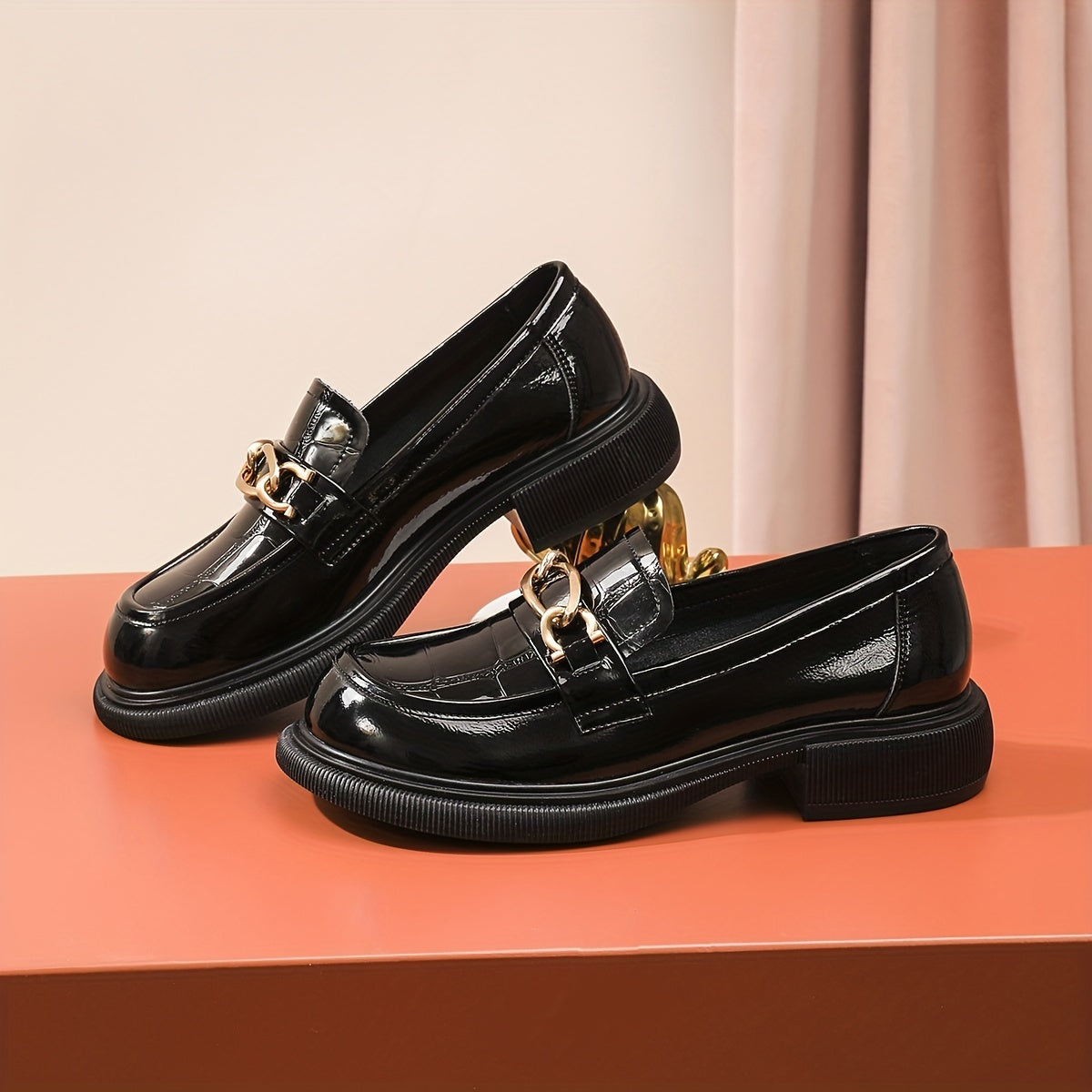 Women's Chain Decor Loafers Chunky Heel Slip On Shoes