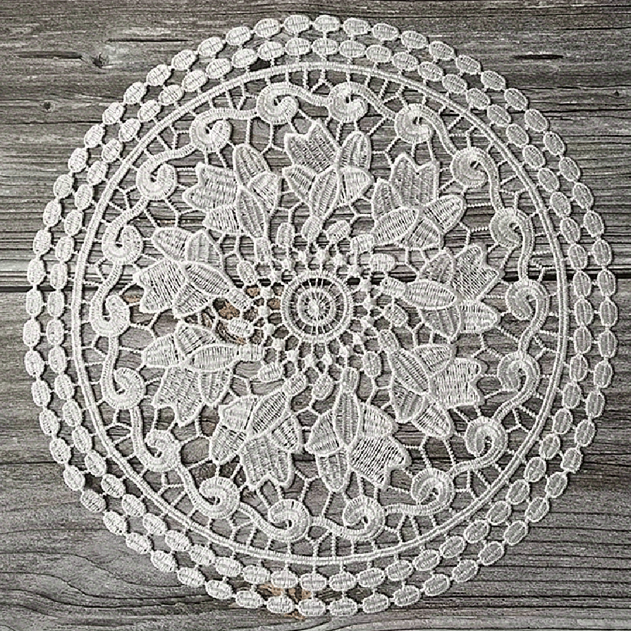 1pc PET Lace Placemat Hollow out Table Pad Light European Lace Round Coaster Bow