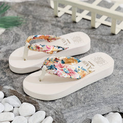 Women's Floral Summer Flip Flops Lightweight Beach Slides