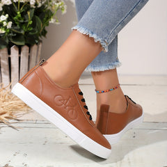 Women's Flat Lace Up Skate Shoes Low Top Sneakers
