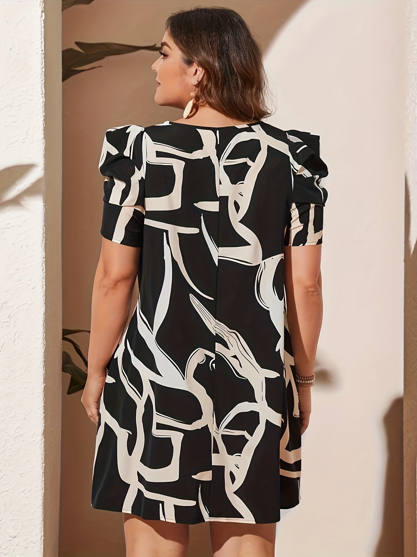 Random Print Lantern Sleeve Round Neck Mini Dress With Pockets