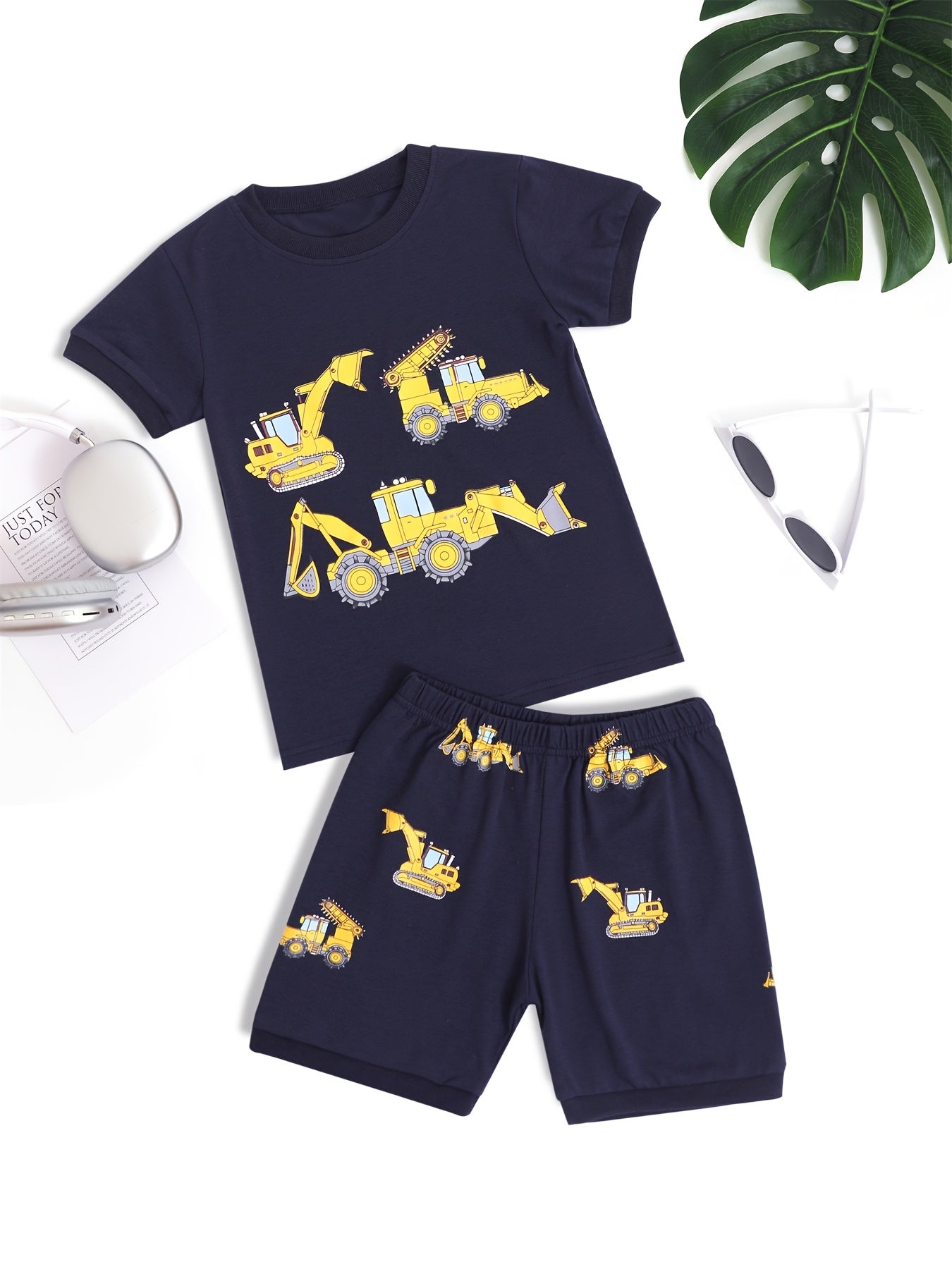 Boy's Vehicle Pattern Pajamas 2pcs T shirt & Shorts Set