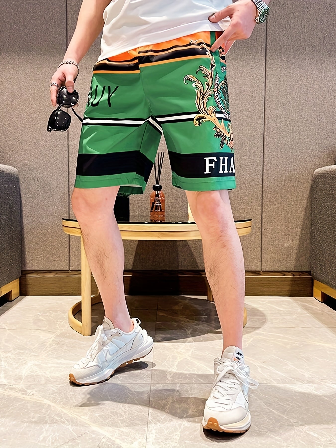 Graphic Pattern Letter Print Striped Quick Drying Beach Shorts Men's Casual