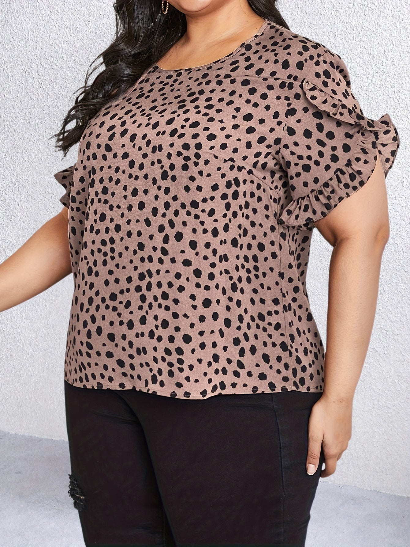 Women's Plus Leopard Print Ruffle Trim Petal Sleeve Round Neck Blouse