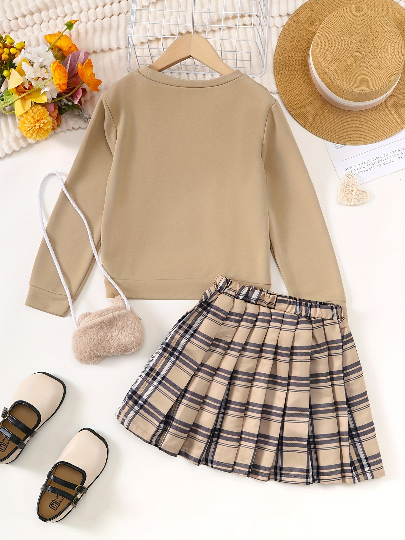 Girl's 3pcs Casual Outfit Sweatshirt & Plush Bag & Pleated Skirt S