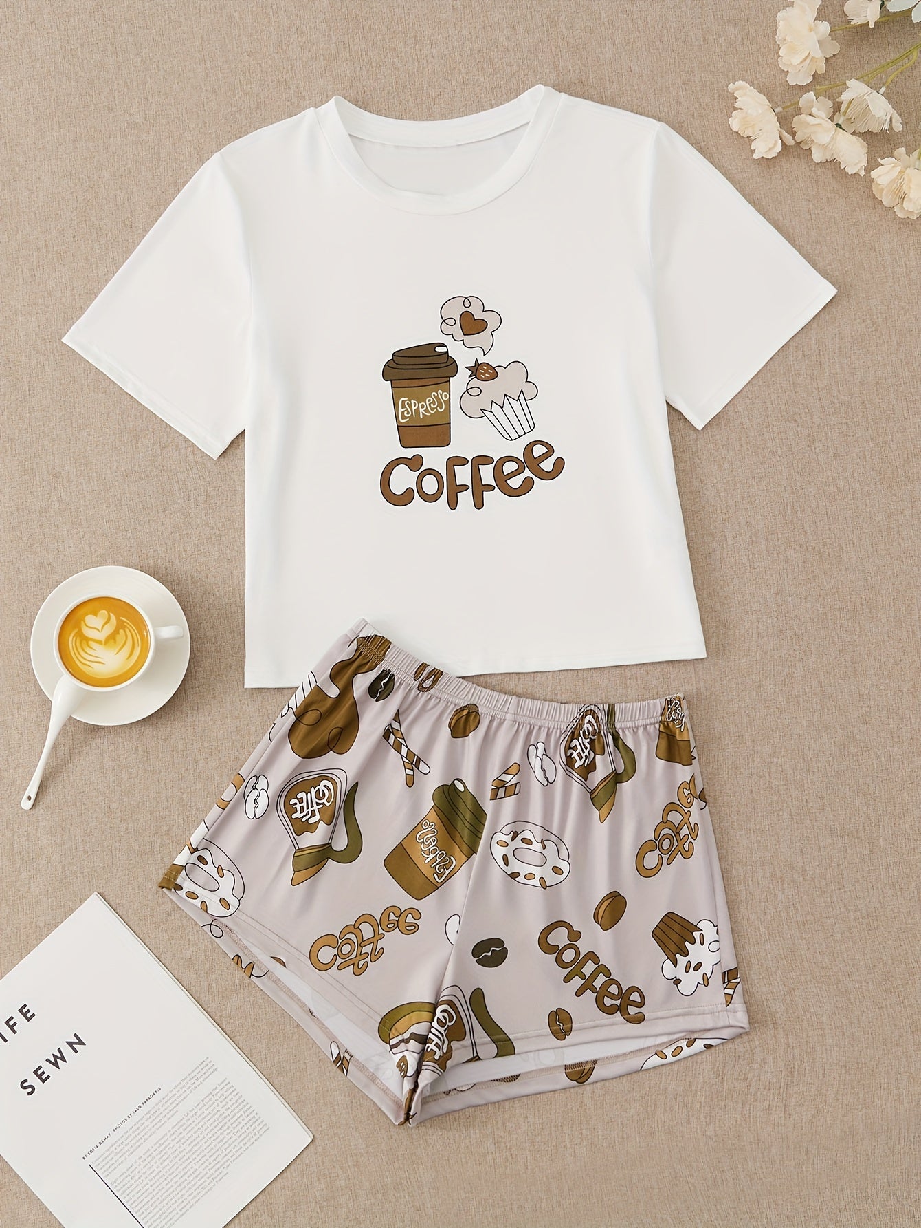 Cartoon Print Pajamas Set Short Sleeve Top & Shorts Pj Set Women's Sleepwear