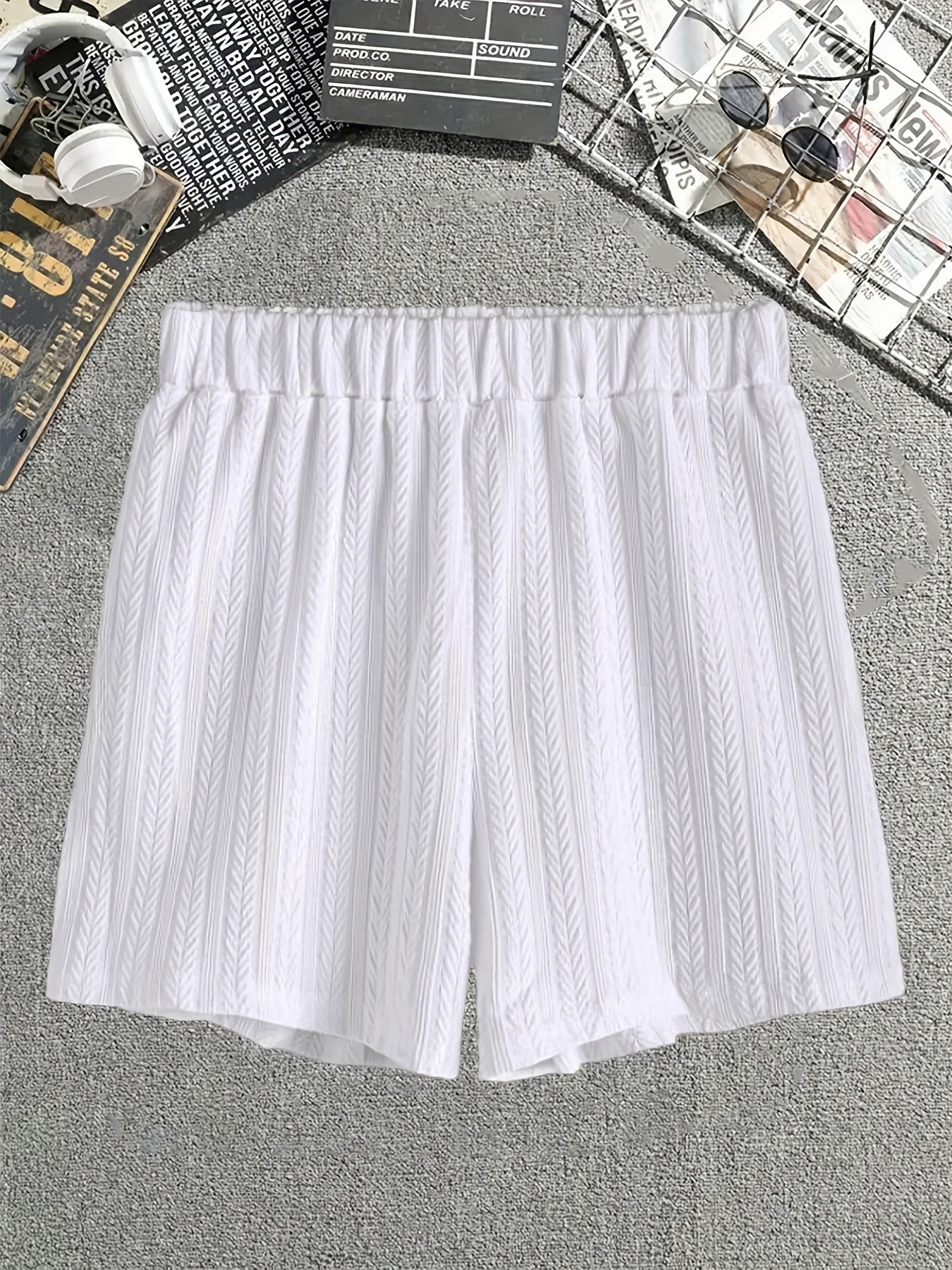 Women's Plus Textured Top & Elastic Shorts 2-Piece Set