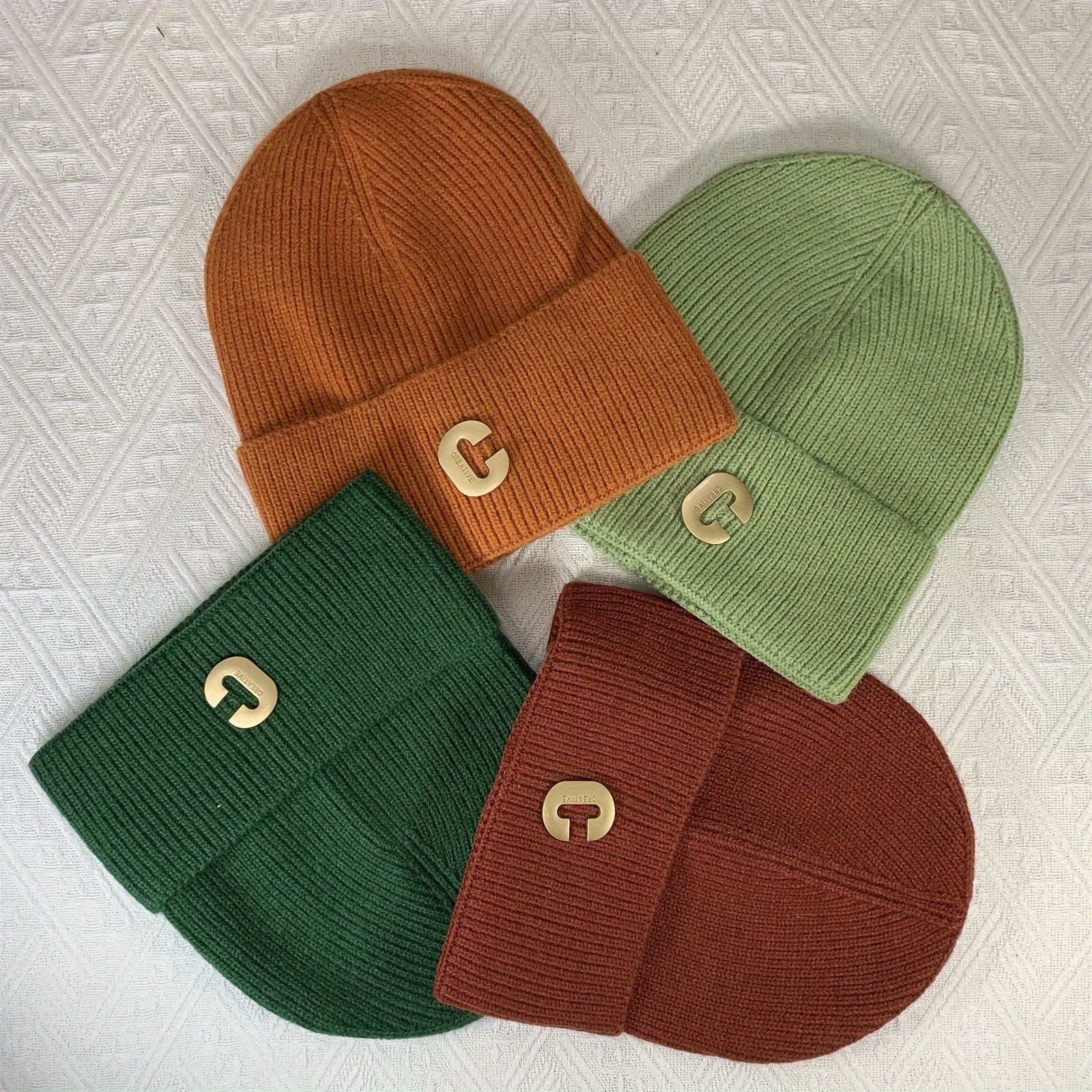 Letter C Decor Knitted Beanie Hat Winter Warm Hat