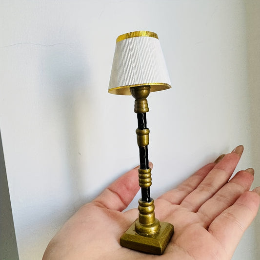 1:12 Dollhouse Vintage Style Crystal Wall Lamp Miniature Decoration