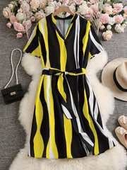 Plus Stripe Print Short Sleeve V Neck Knee Length Dress With Belt