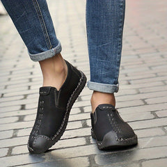 Men's Slip on Loafers Casual Walking Shoes Comfortable And Breathable