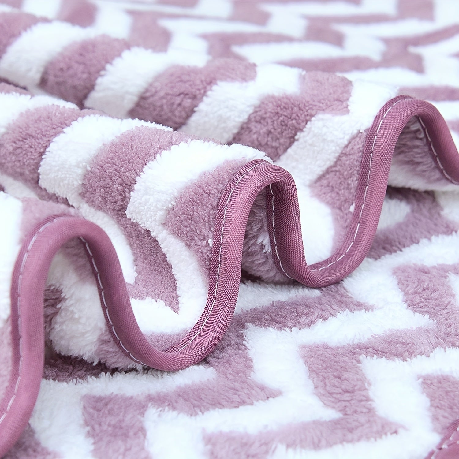img_10443702