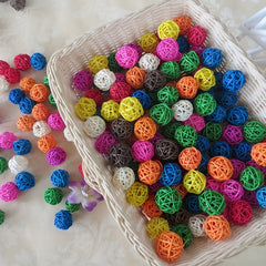 10pcs Parrot Chew Toy Straw Ball for Cage Fun Hanging Ornament