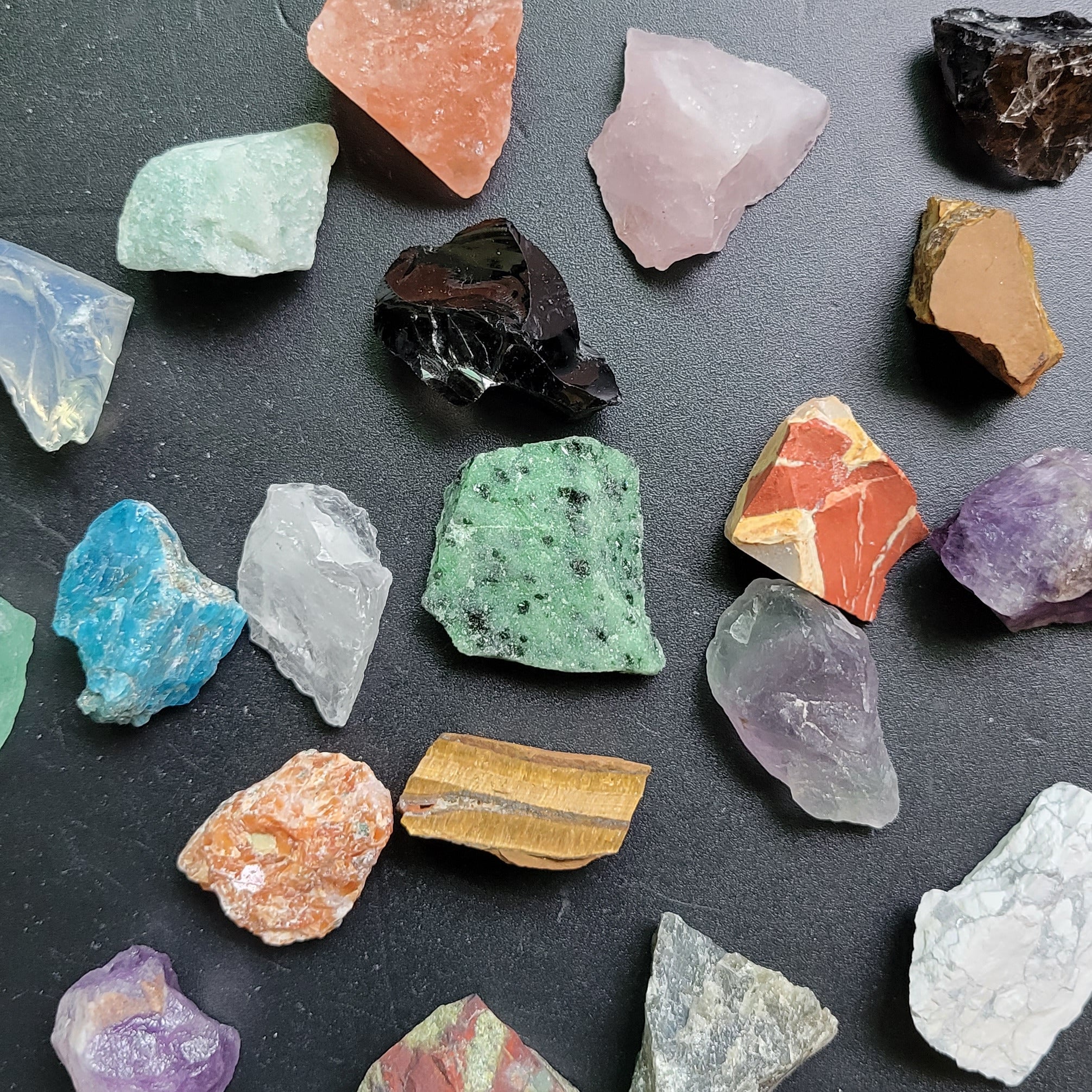 100g Mixed Natural Rough Stones for Tumbling, Polishing, Healing