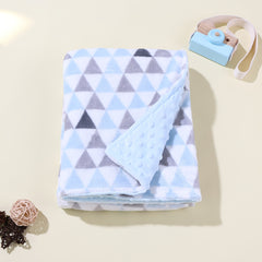 Cartoon Feather Pattern Beanie Velvet Blanket for Stroller