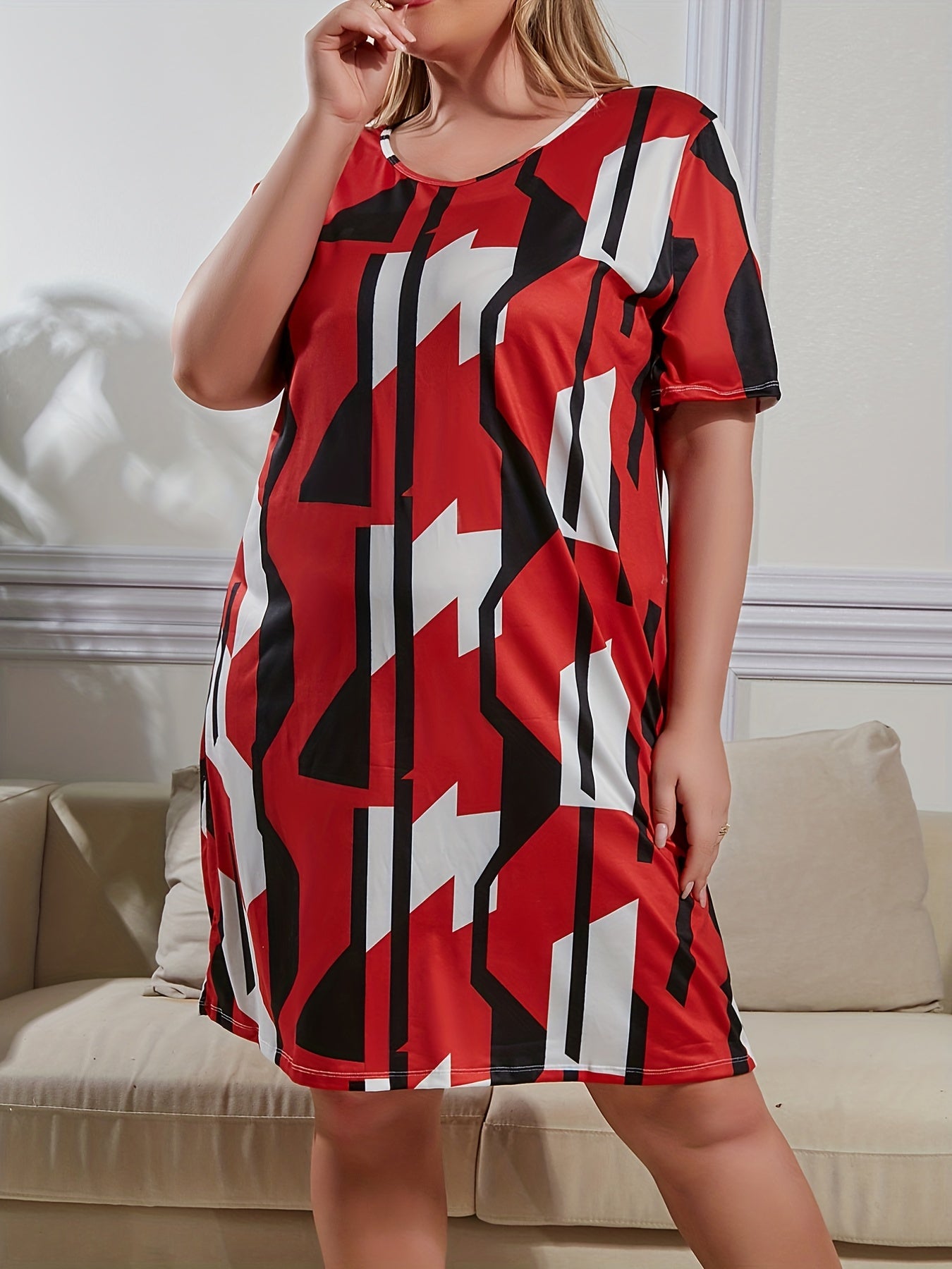  Geo Print Short Sleeve Round Neck Sleep Dress
