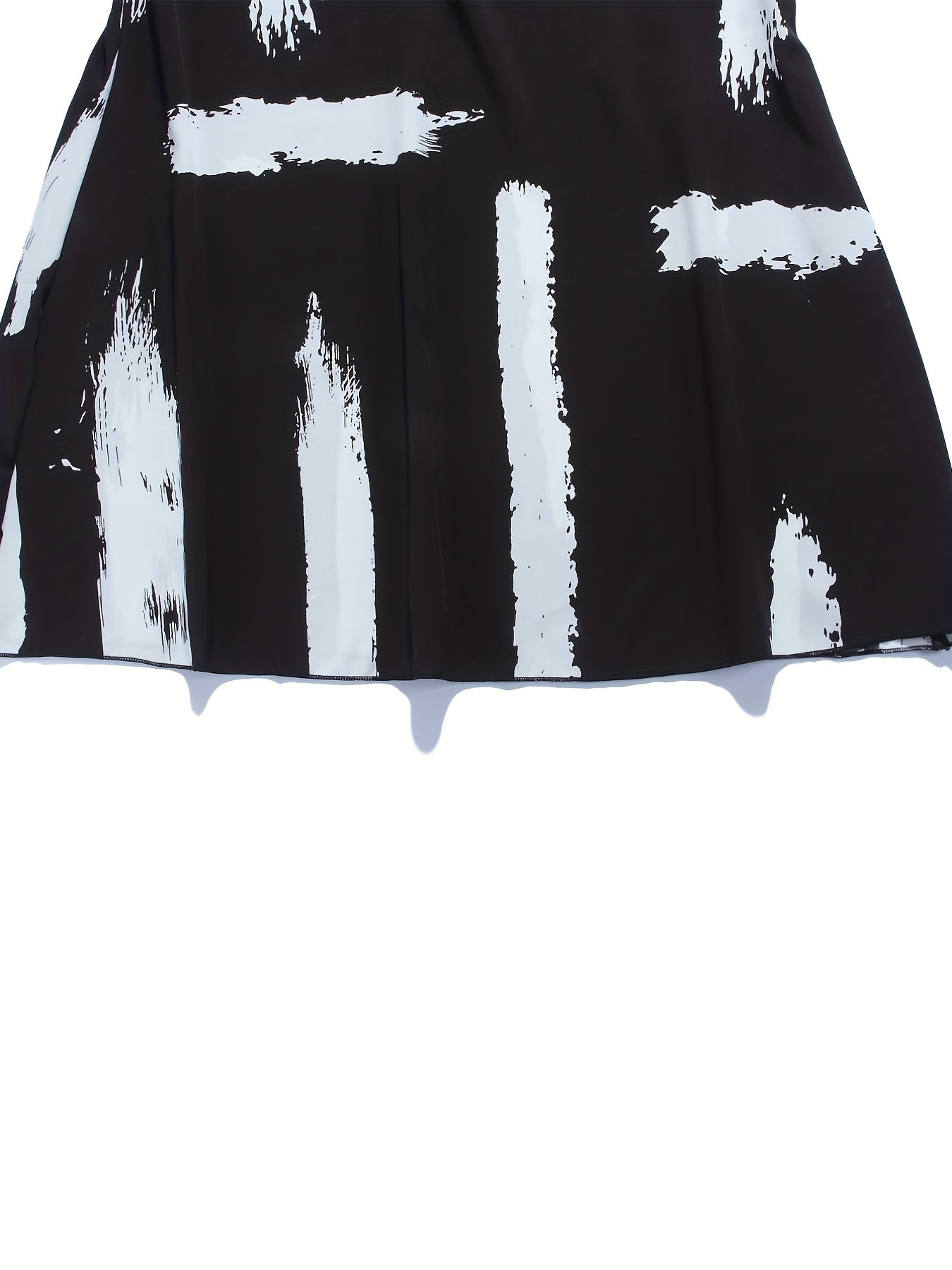  Brush Print Bell Sleeve Dress With Belt