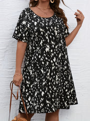  Women's Allover Print Short Sleeve Dress