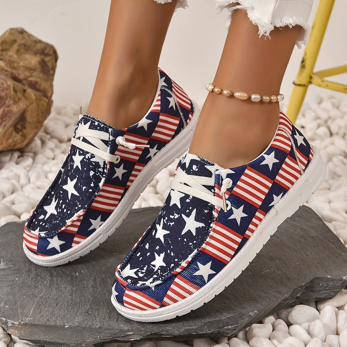 Women's Star & Striped Canvas Shoes Lace Up Outdoor Casual Shoes