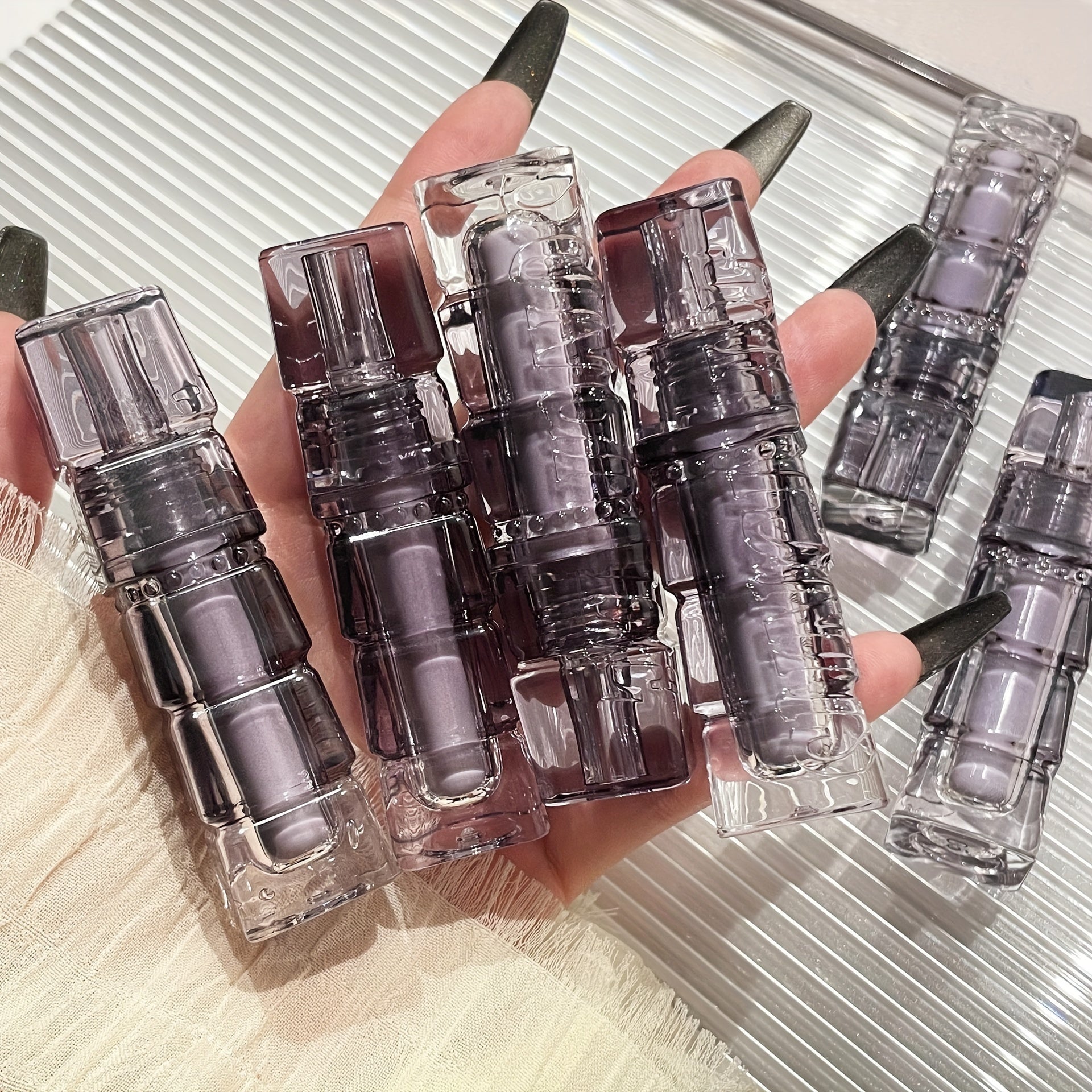 Matte Lip Glaze & Brown Lip Contouring Gloss, Plumping Effect, Transparent Tube