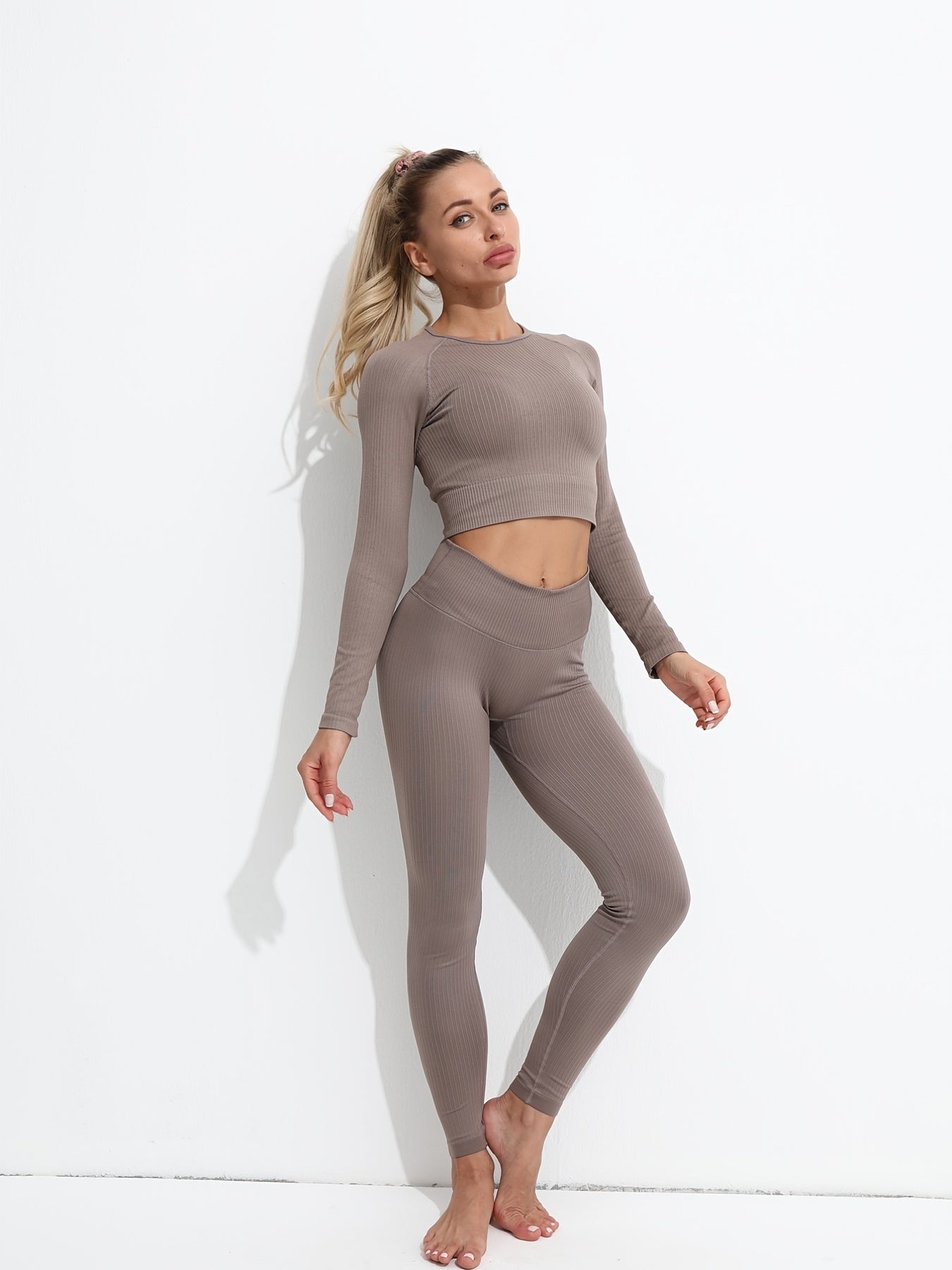 2pcs Long Sleeve Yoga Crop Top & High Waist Leggings Set