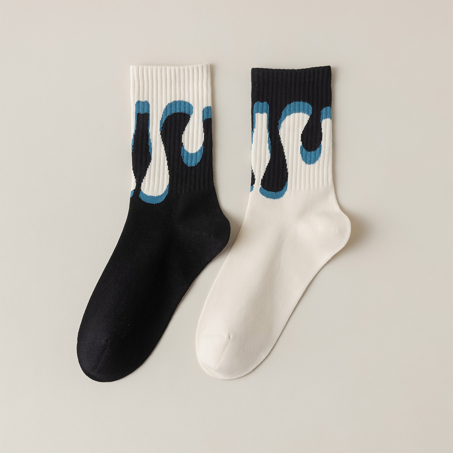 Creative Asymmetrical AB Patchwork Socks Outdoor Personality Blocking Socks