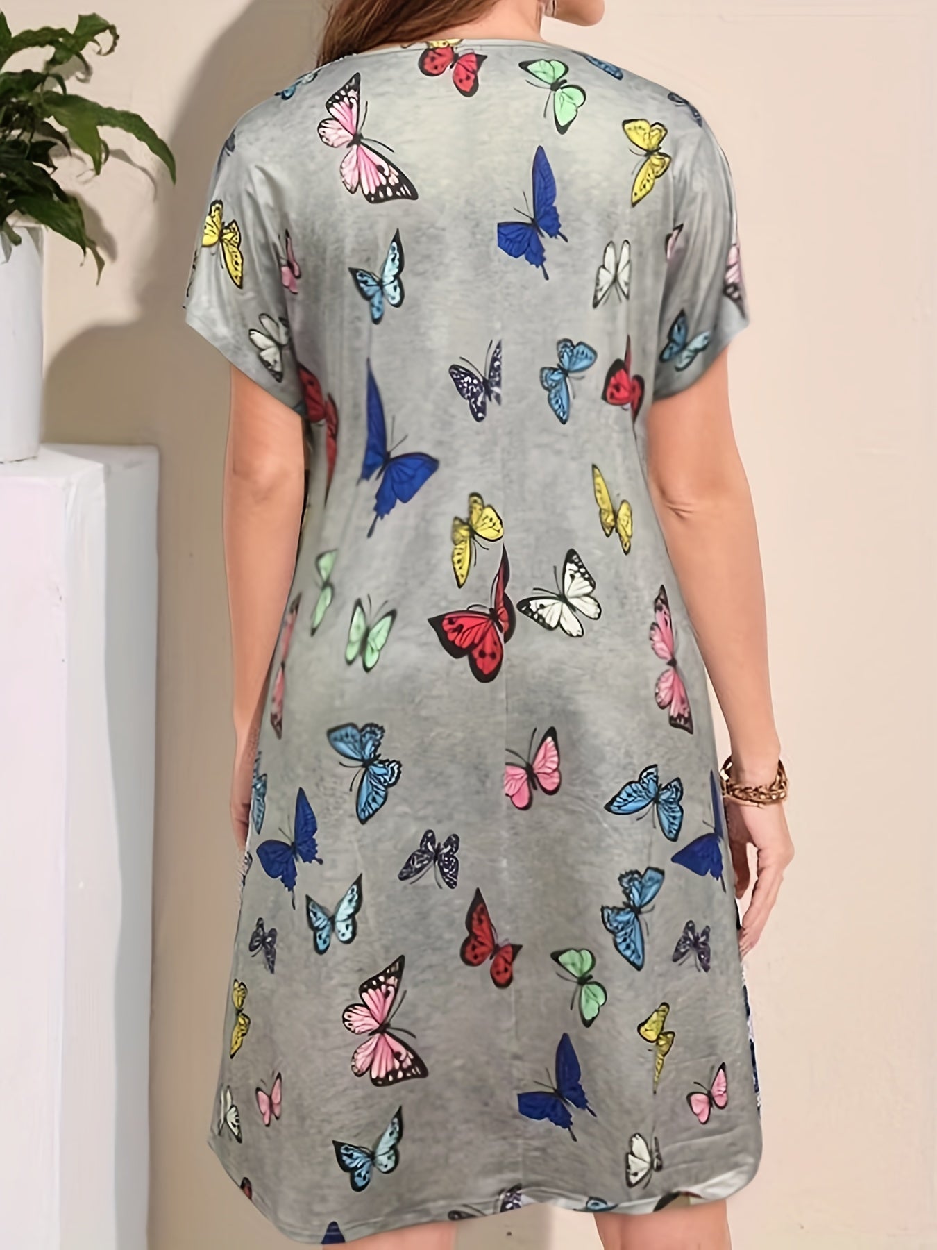 Women's Plus Butterfly Print V Neck Dress