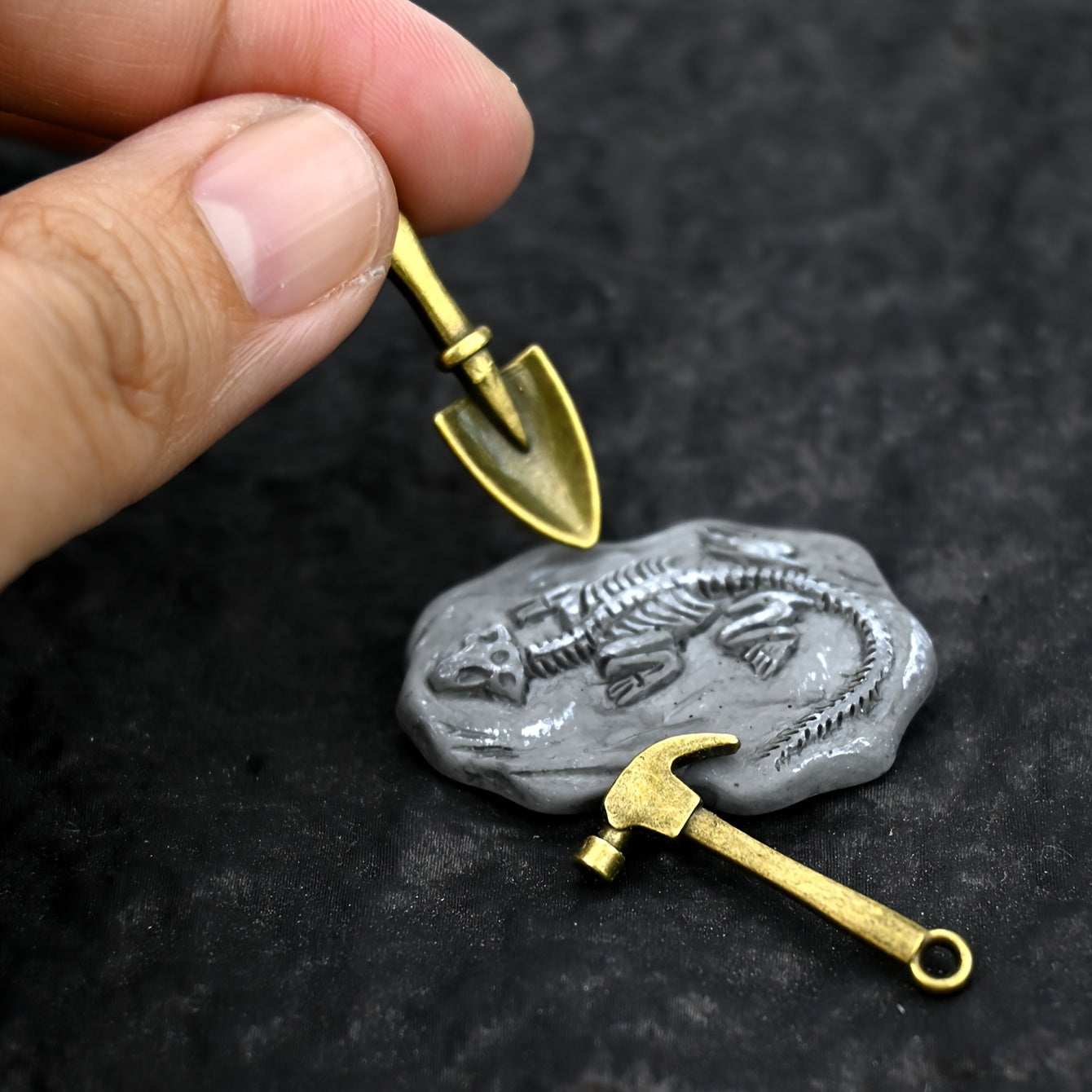 1:12 Scale Dino Excavation Set Miniatures for Dollhouse