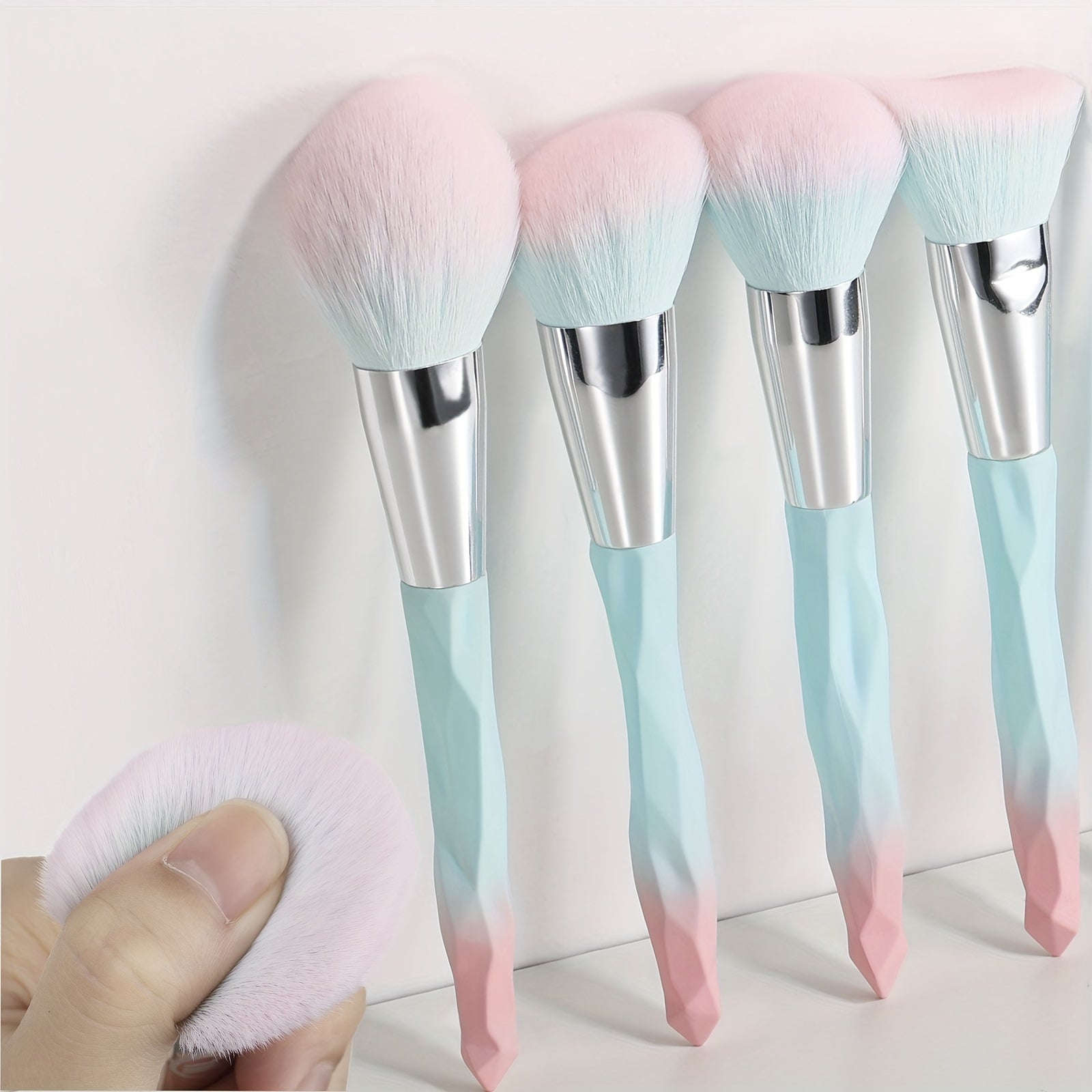 Cosmetic Brush Set with Soft Synthetic Bristles for Makeup Beginners