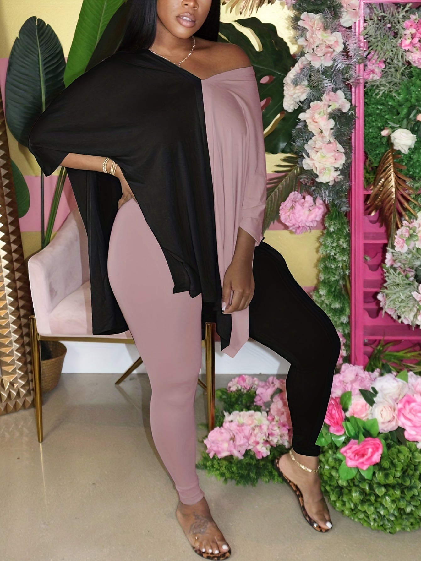 Colorblock Bat Sleeve V Neck Split Top & Leggings Set