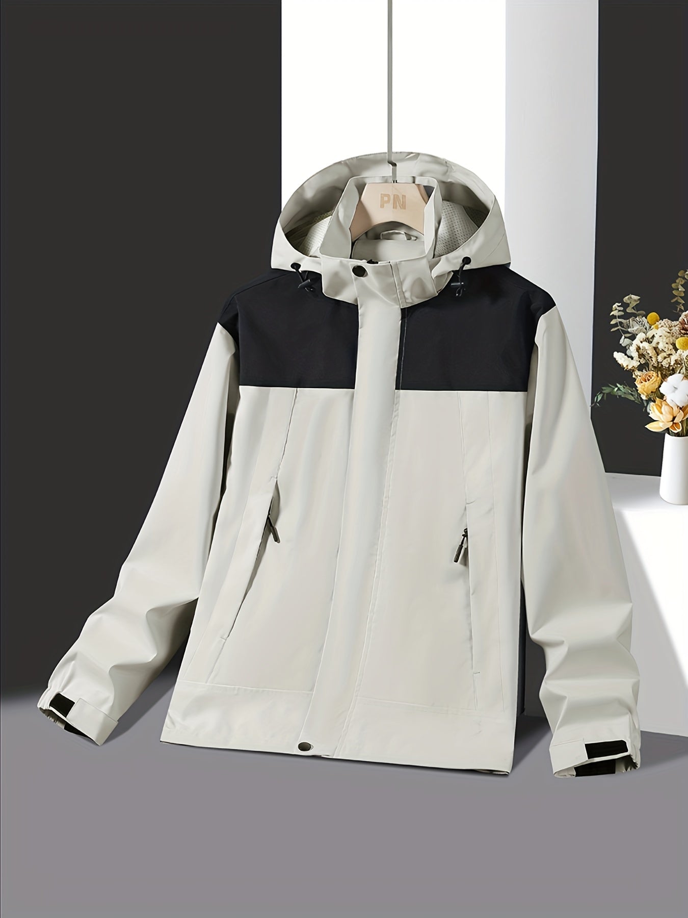 Men's Lightweight Waterproof Windbreaker Jacket Regular Fit Coat