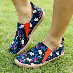 Women's Floral Pattern Slip-On Canvas Shoes Round Toe Comfy Outdoor Travel