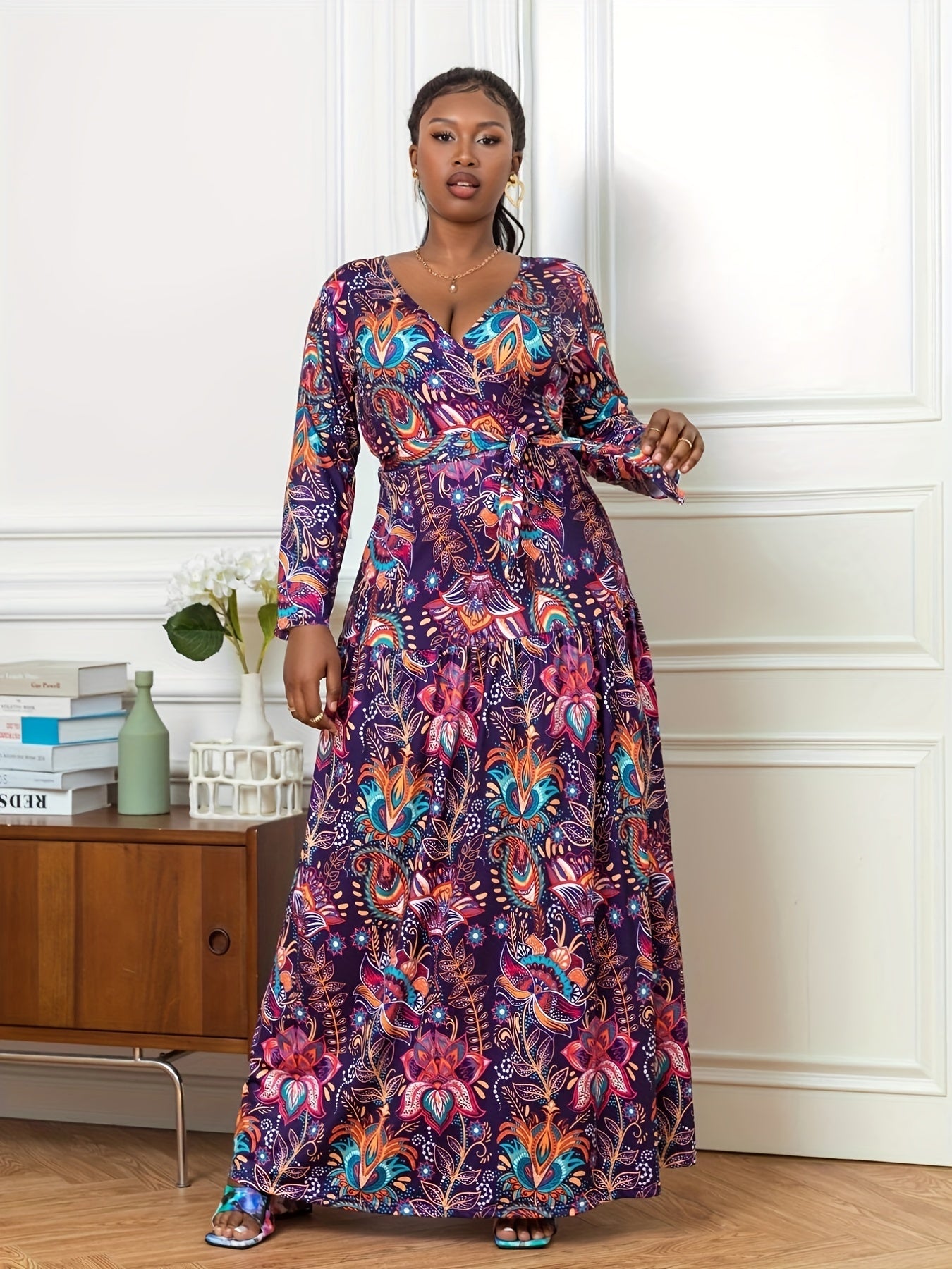  Allover Print Long Sleeve Maxi Dress With Belt