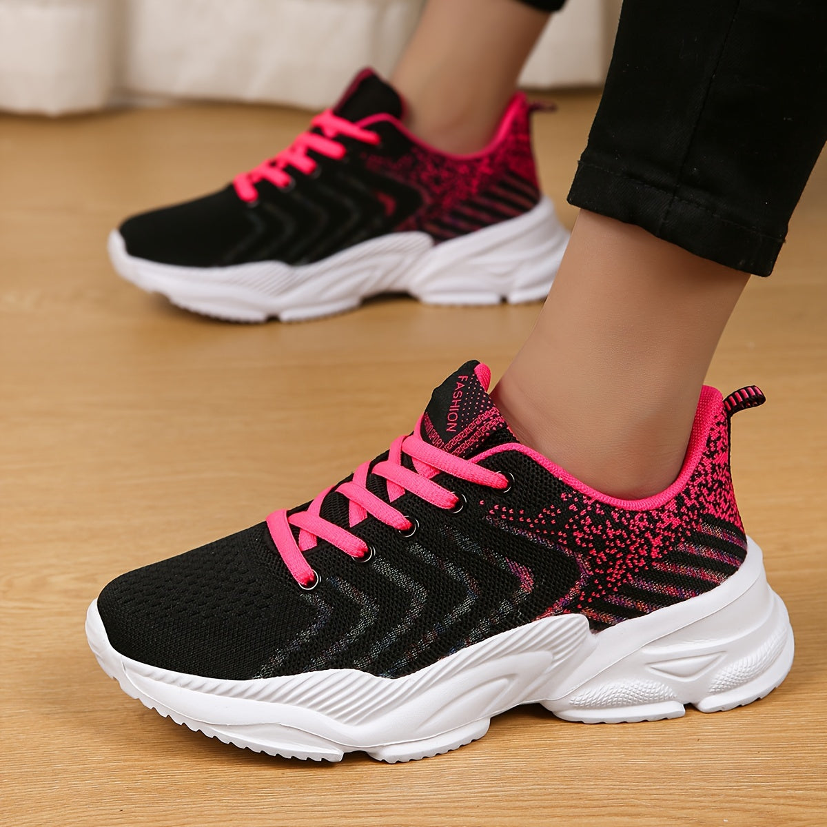 Women's Lightweight Walking Shoes Lace Up Mesh Sneakers