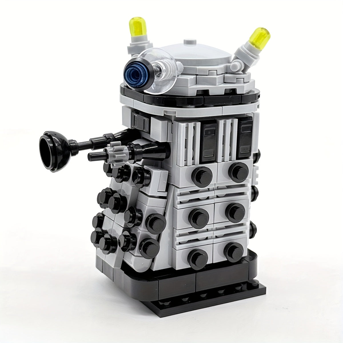 Classic Dalek Building Blocks Tower for Film & TV Fans